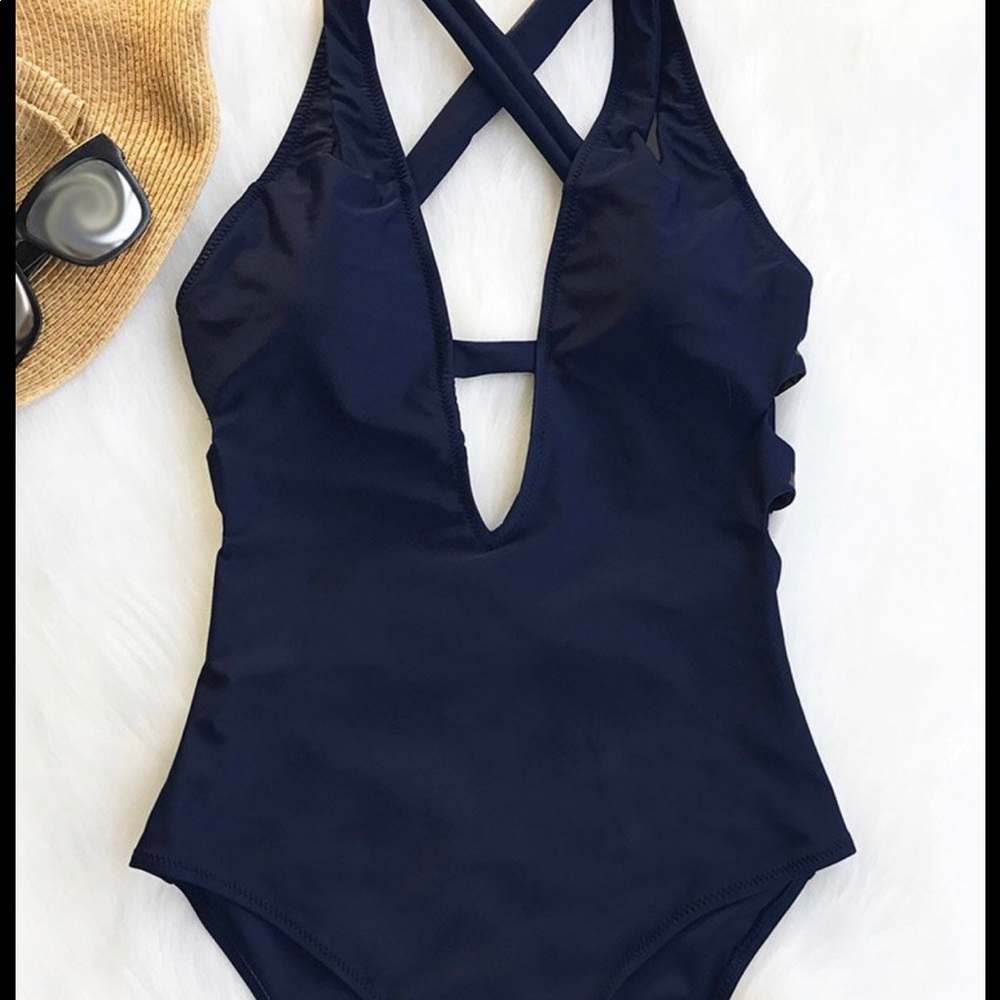 One piece swimsuit